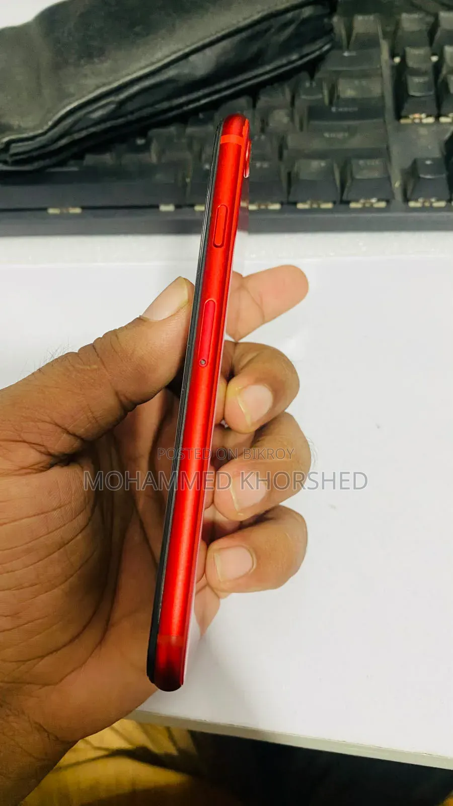 New Apple iPhone 8 64 GB Red