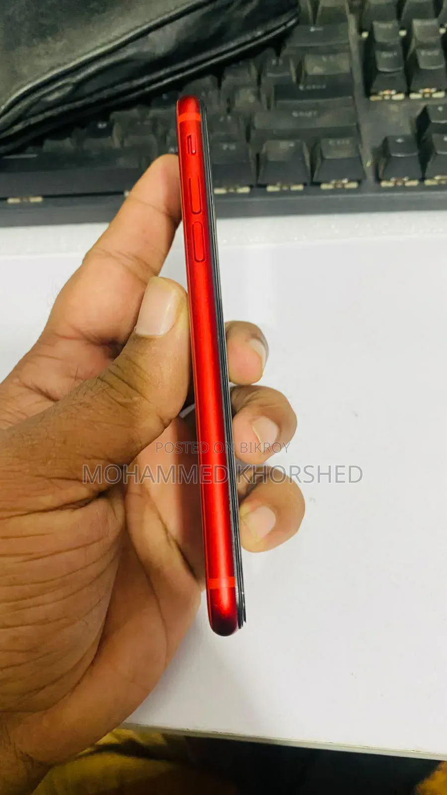 New Apple iPhone 8 64 GB Red