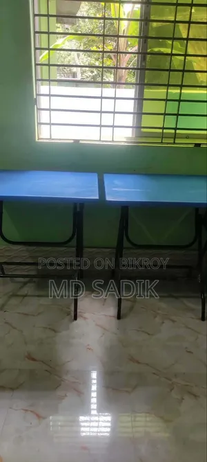 Plastic Folding Table (New Condition)