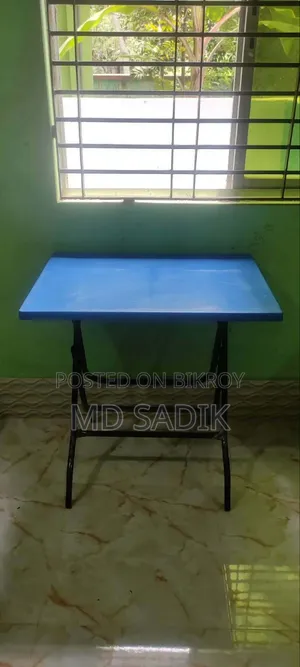 Plastic Folding Table (New Condition)