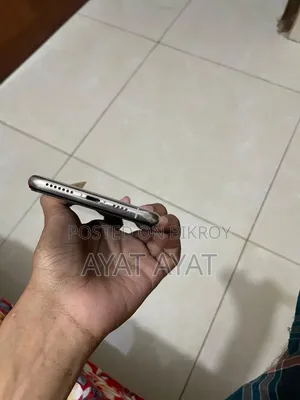 Apple iPhone XS Max 64 GB White
