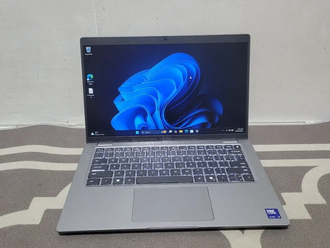 Laptop Dell 3GB Intel SSD 256GB