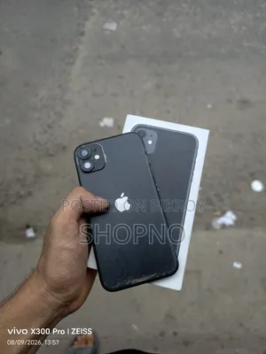 অ্যাপল আইফোন ১১ ৬৪ জিবি কালো