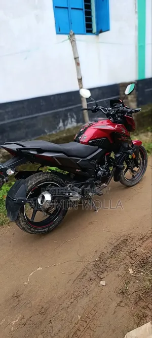 Honda X-Blade 160 2022 Red