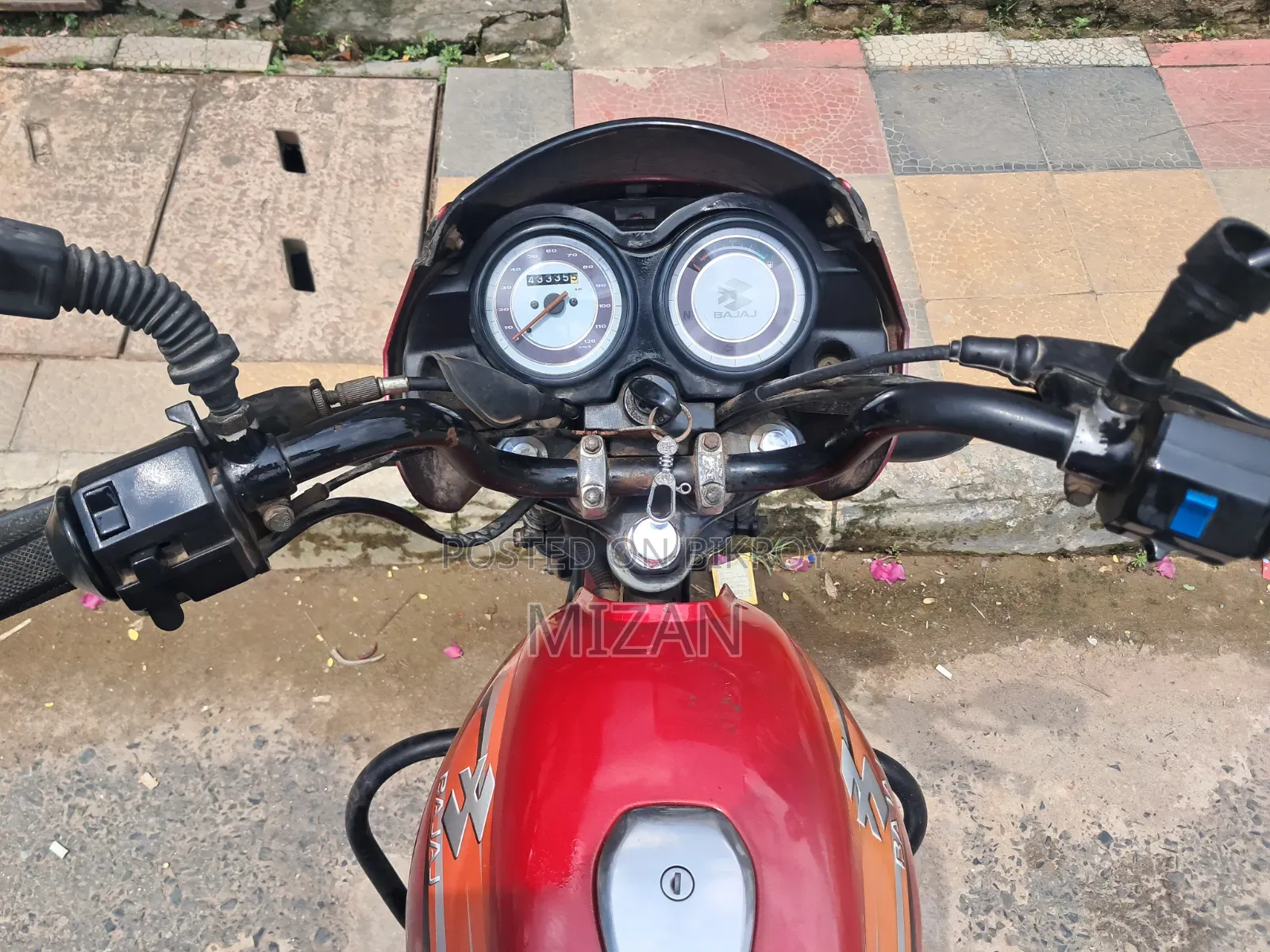 Bajaj Platina 100 2012 Red