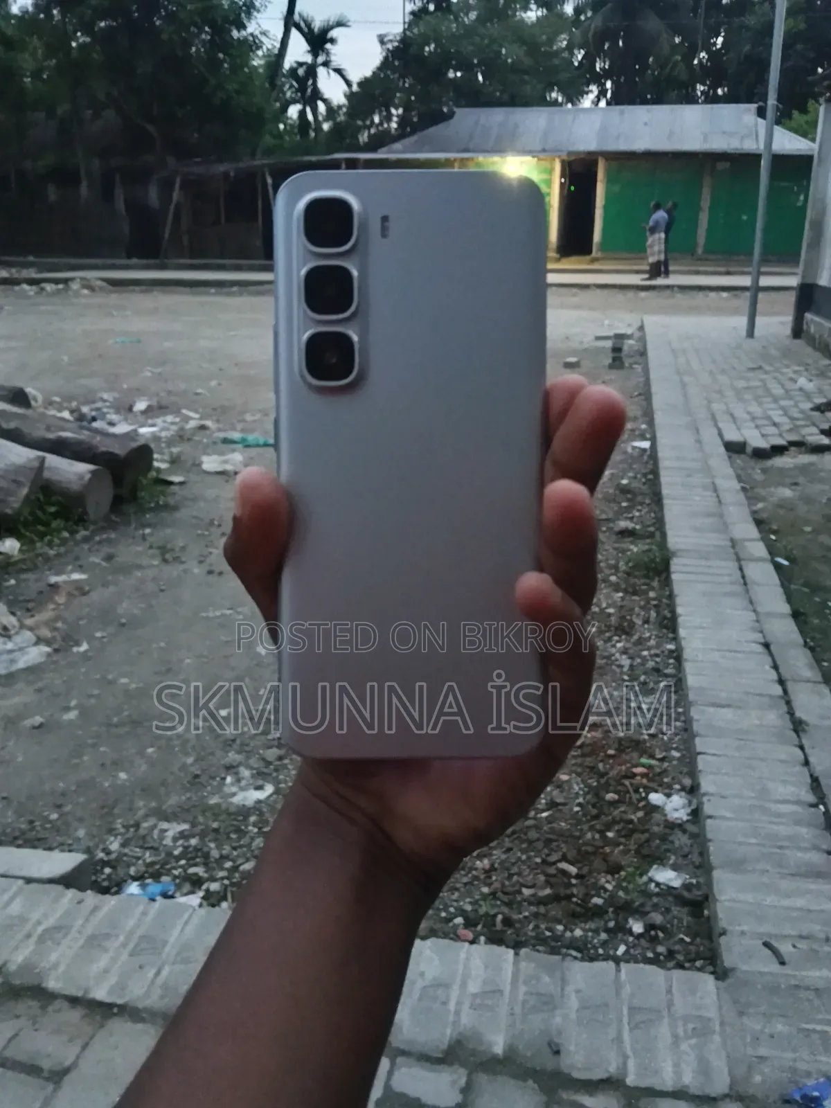ইনফিনিক্স হট ৬০ প্রো+ ১২৮ জিবি সিলভার