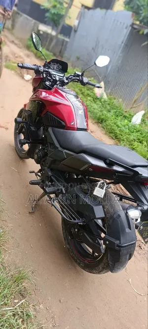 Honda X-Blade 160 2022 Red