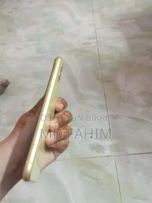 Apple iPhone 11 64 GB Yellow