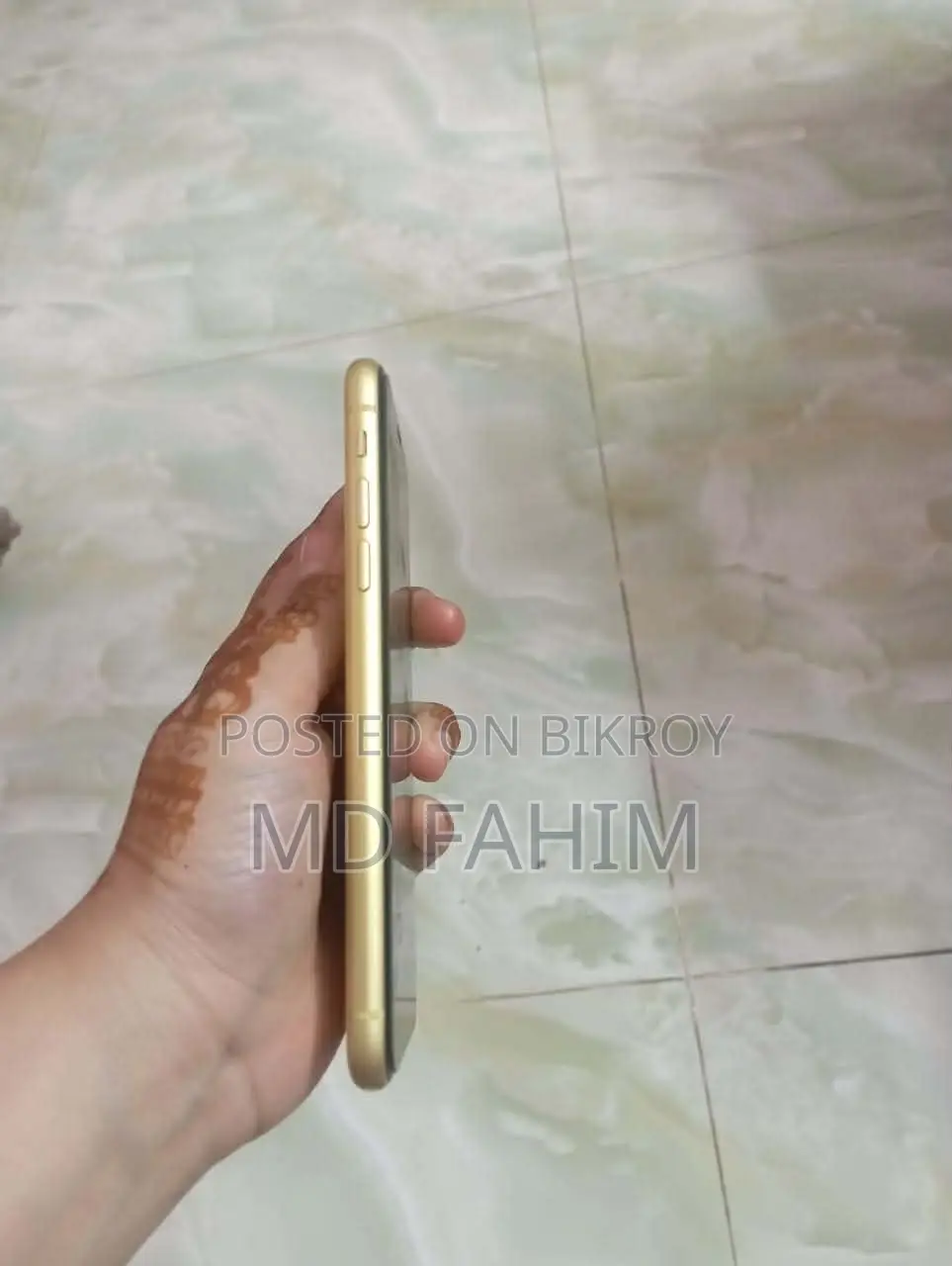 Apple iPhone 11 64 GB Yellow