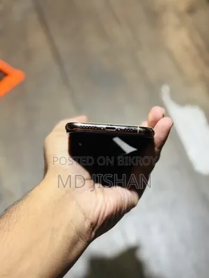 Apple iPhone XS 64 GB Rose Gold