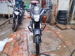 সুজুকি হায়াতে স্পেশাল এডিশন ২০২০ গ্রে