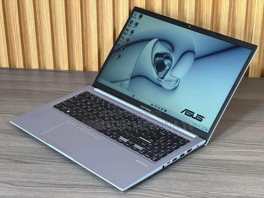Laptop ASUS 8GB AMD Ryzen SSD 512GB