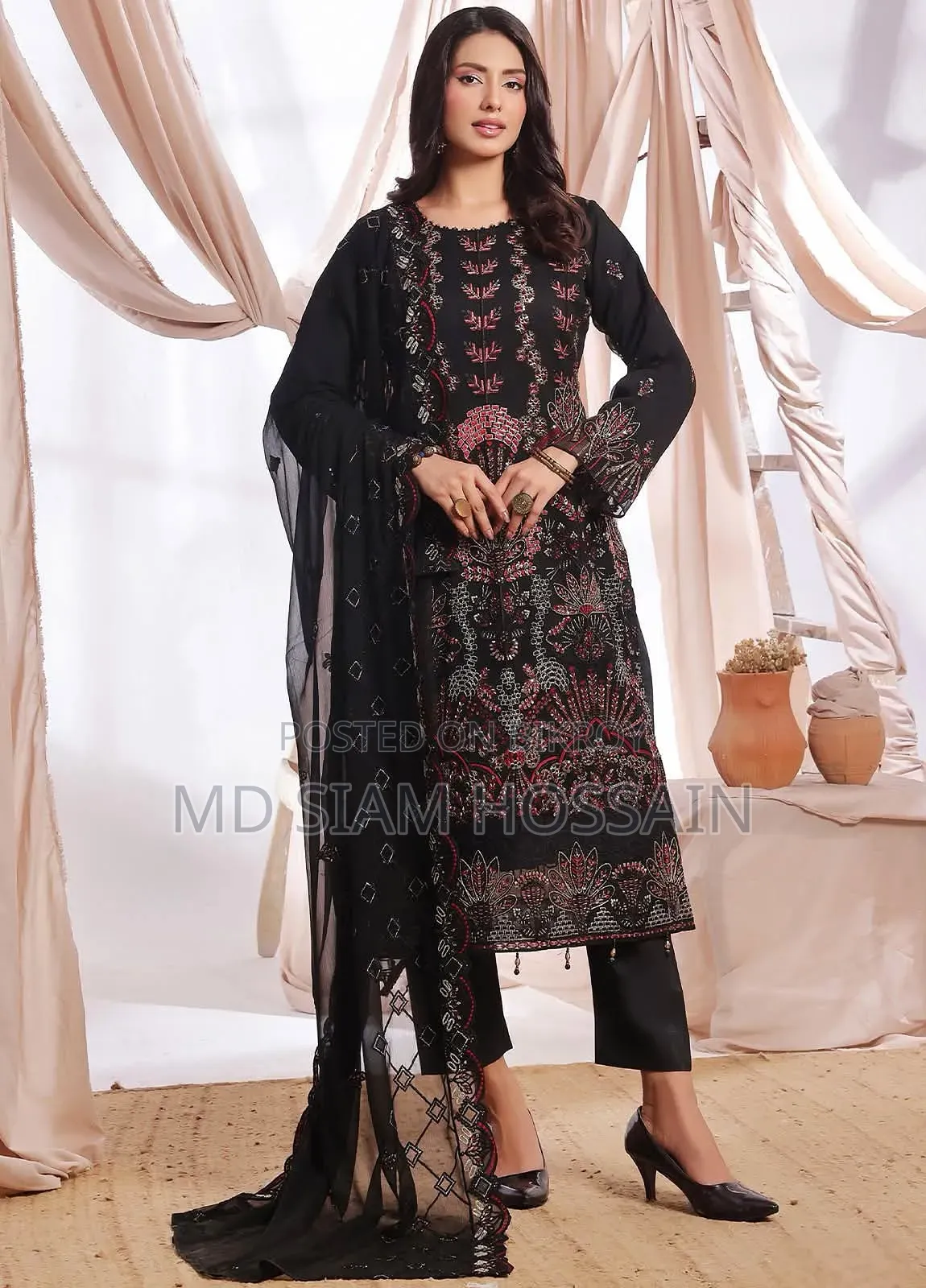 Pakistani Dress Wholesale Sell
🛍️