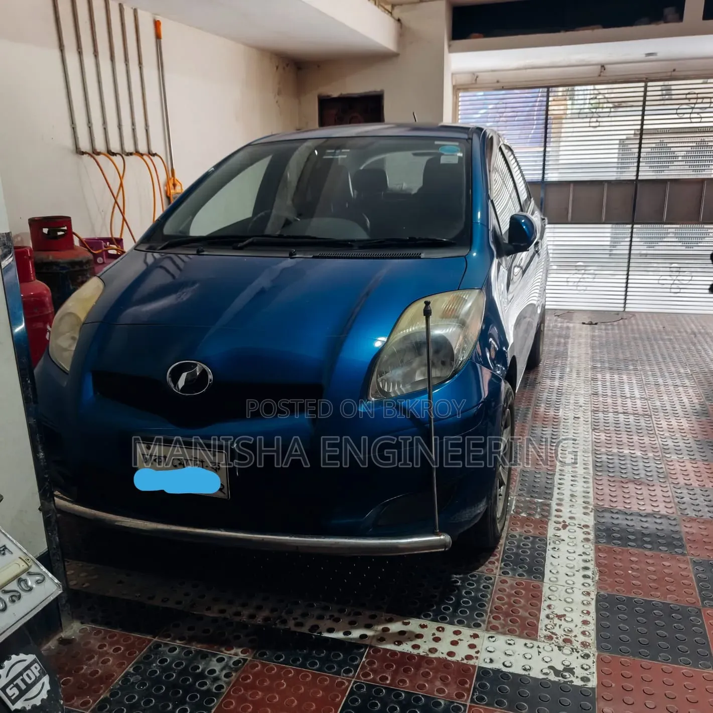 Toyota Vitz 2009 Blue