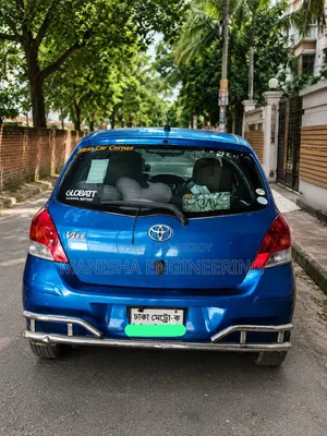 Toyota Vitz 2009 Blue