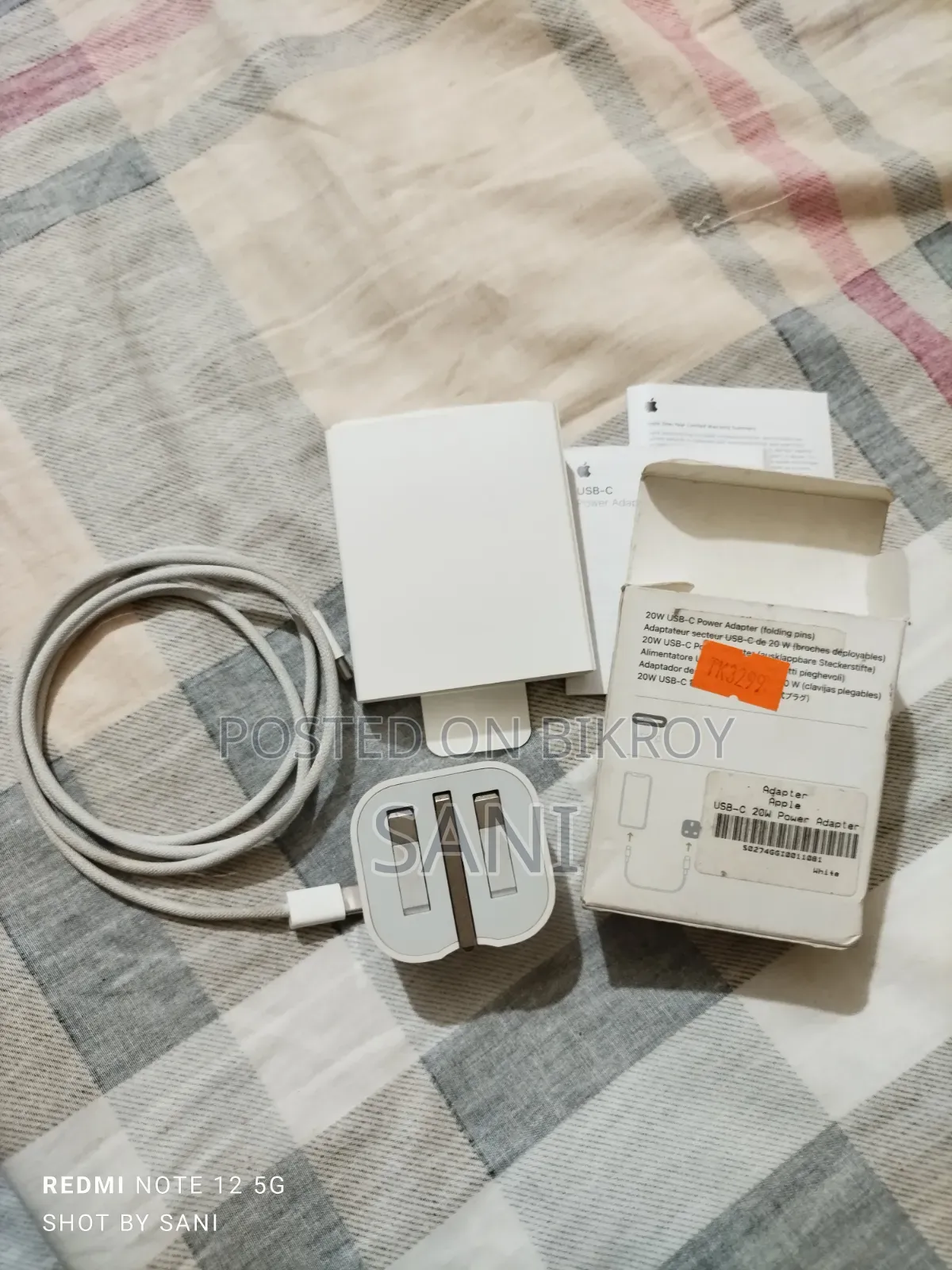 Original Apple 20W USB-C Power Adapter (Folding Pins) + Braided Cable