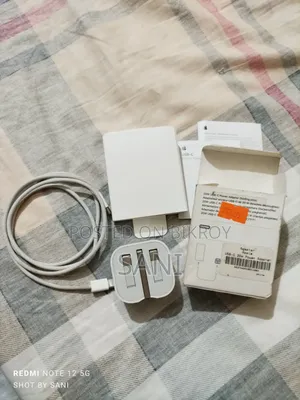 Original Apple 20W USB-C Power Adapter (Folding Pins) + Braided Cable