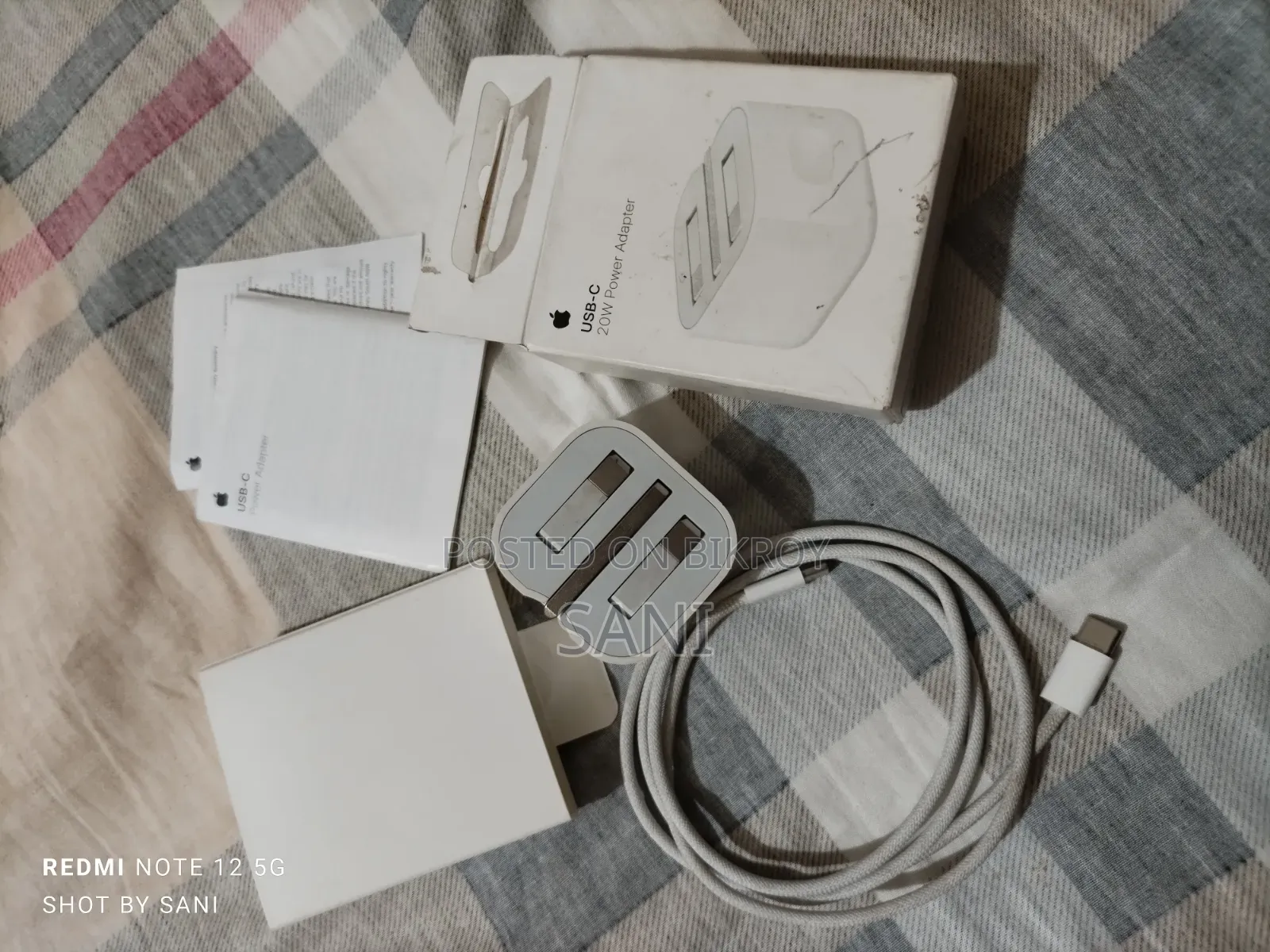Original Apple 20W USB-C Power Adapter (Folding Pins) + Braided Cable