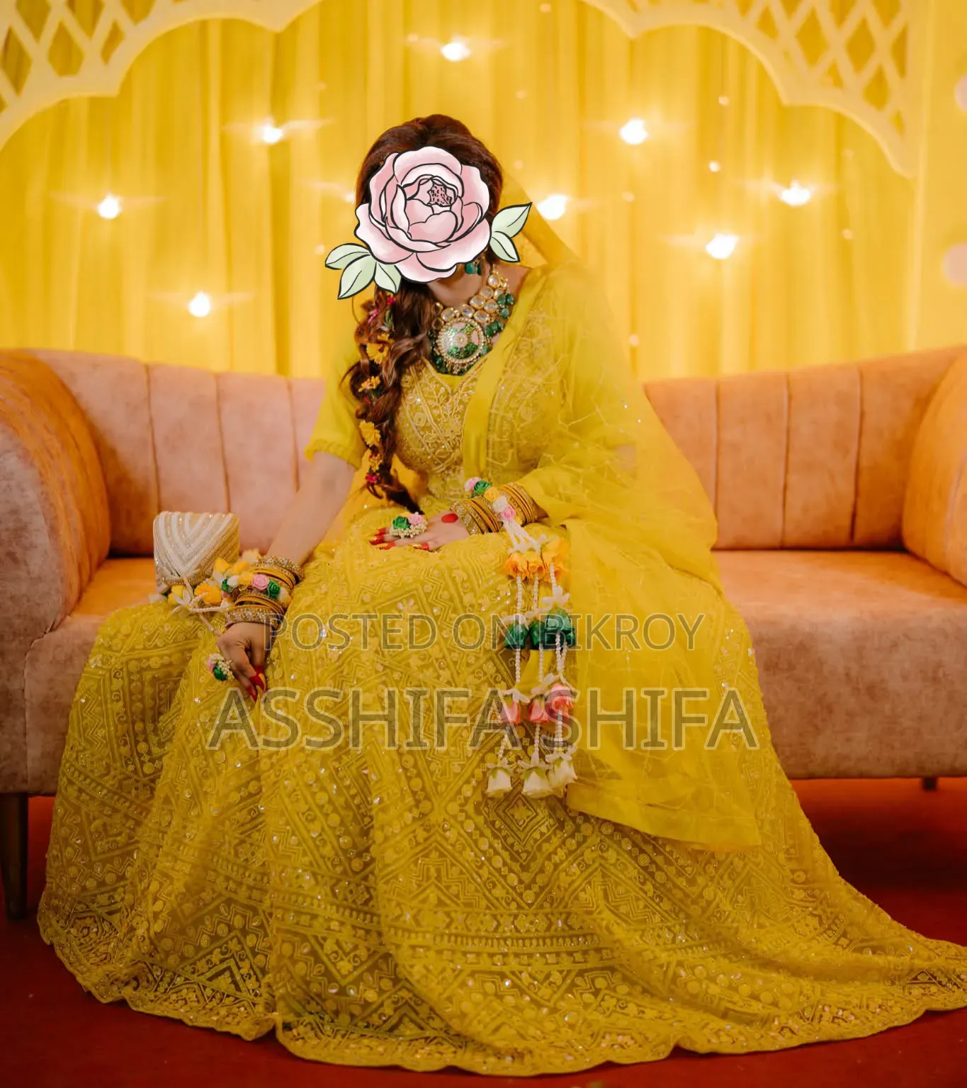 ইন্ডিয়ান হলুদ ব্রাইডাল লেহেঙ্গা