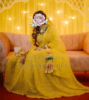 ইন্ডিয়ান হলুদ ব্রাইডাল লেহেঙ্গা