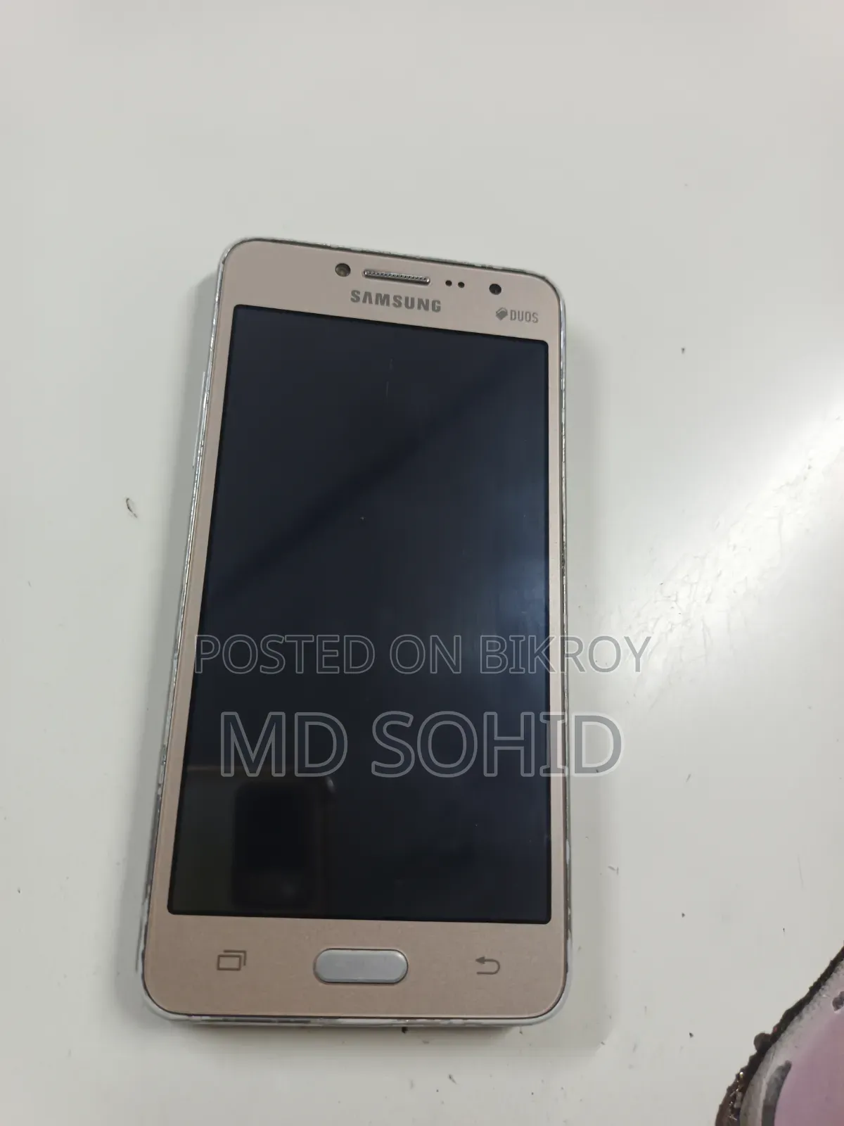 Samsung Galaxy J5 8 GB Gold
