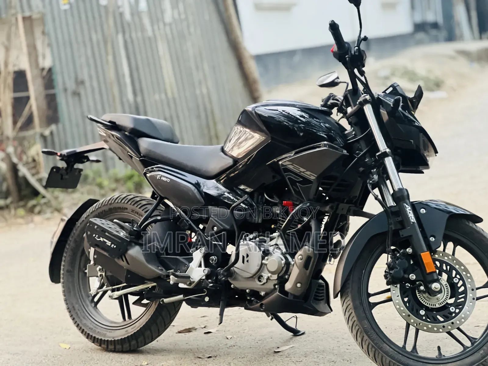 Hero Xtreme 125R 2025 Black