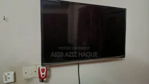 ৩২ ইঞ্চি স্মার্ট টিভি