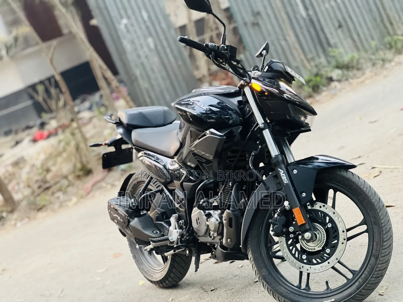Hero Xtreme 125R 2025 Black