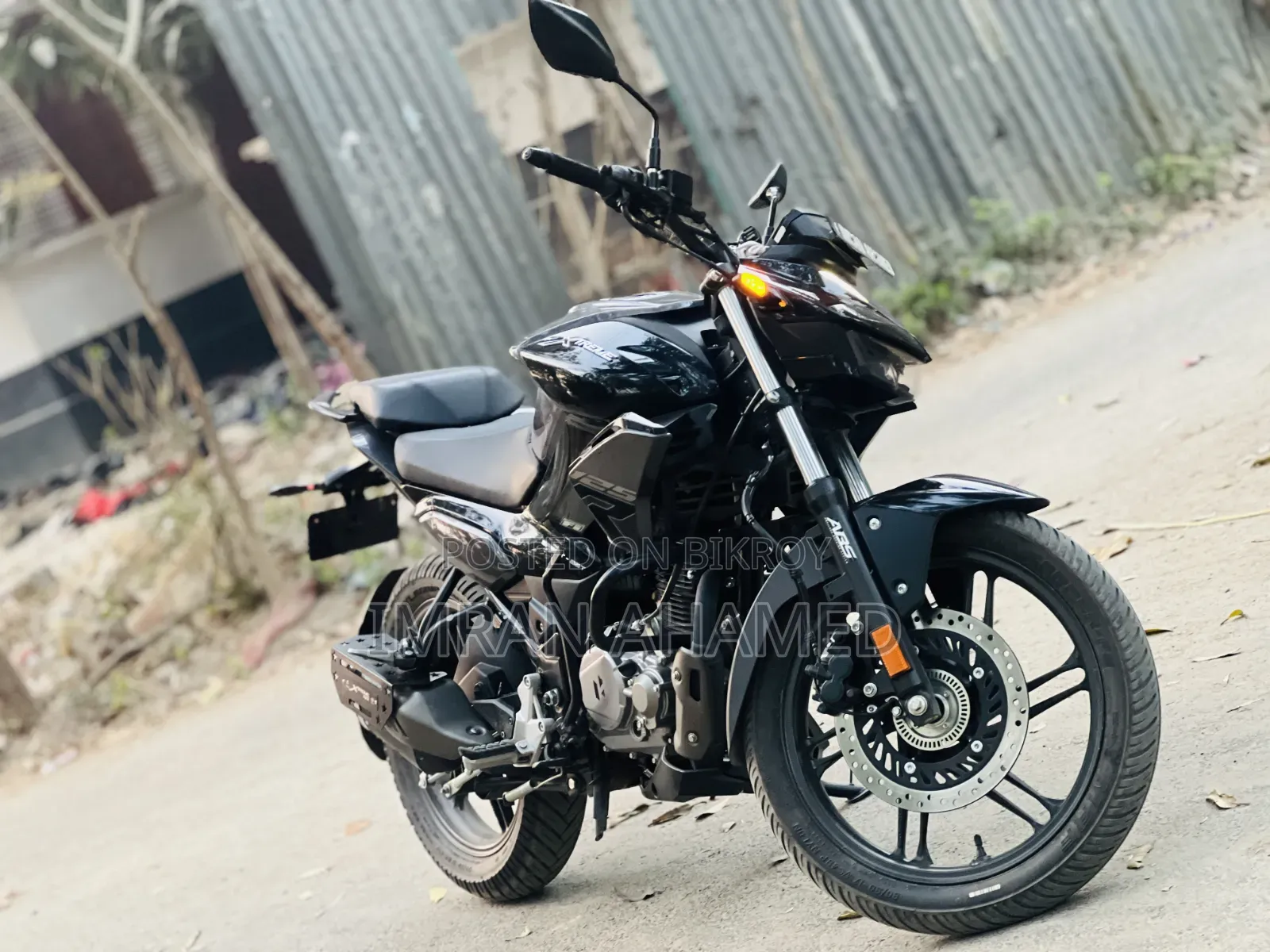 Hero Xtreme 125R 2025 Black
