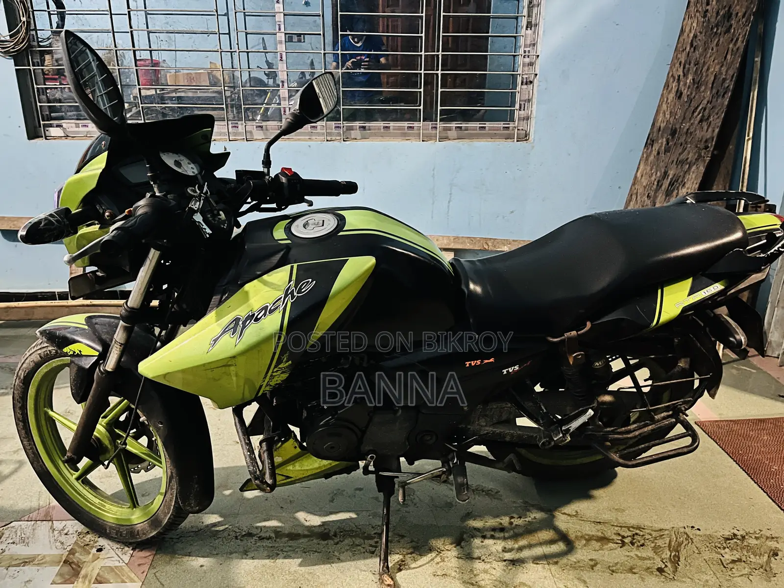 টিভিএস অ্যাপাচি আরটিআর ১৬০ ২ভি ২০১৩ সবুজ