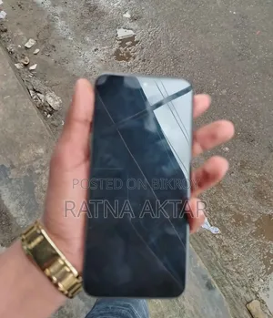 টেকনো স্পার্ক ৪০ প্রো ১২৮ জিবি