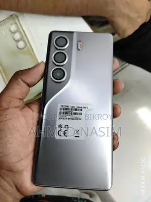 টেকনো ক্যামন ৪০ প্রো ৪জি ২৫৬ জিবি সাদা
