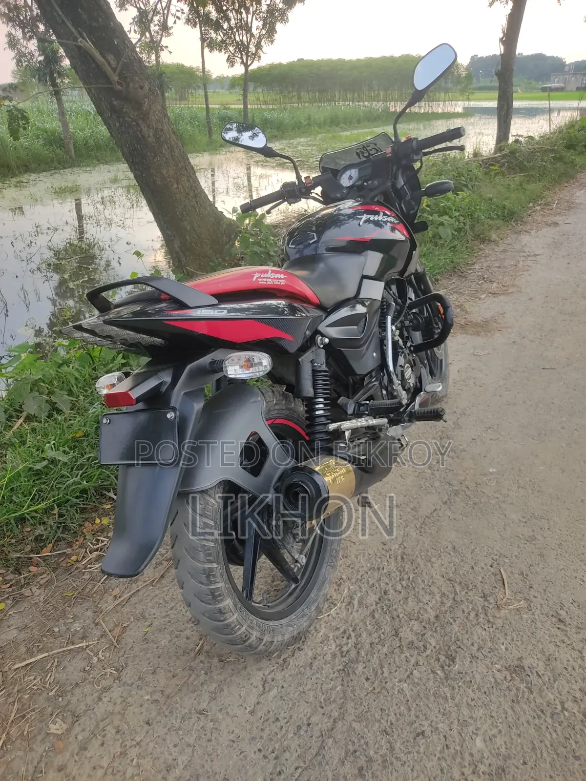 বাজাজ পালসার ১৫০ ২০২৩ কালো