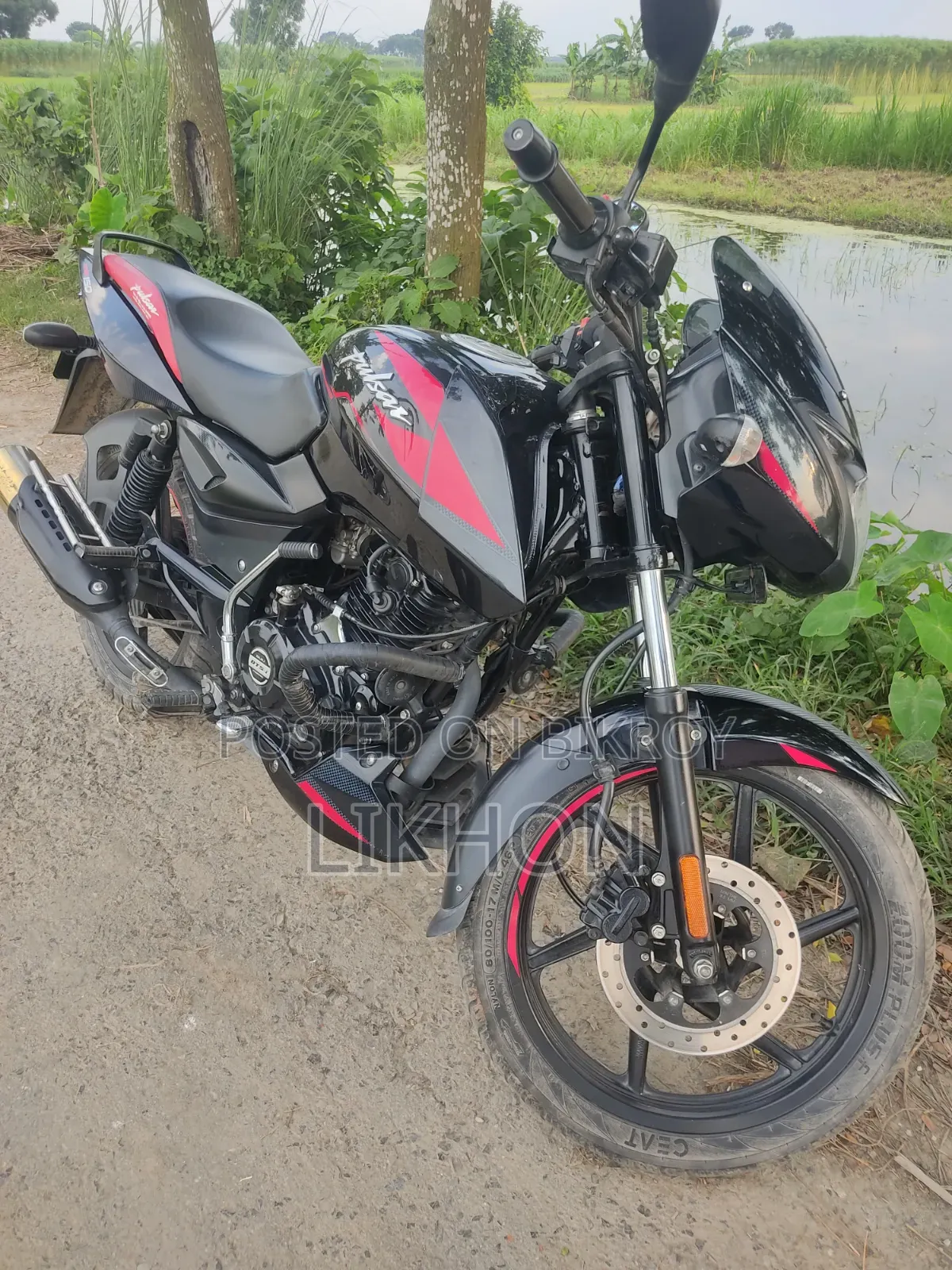 বাজাজ পালসার ১৫০ ২০২৩ কালো