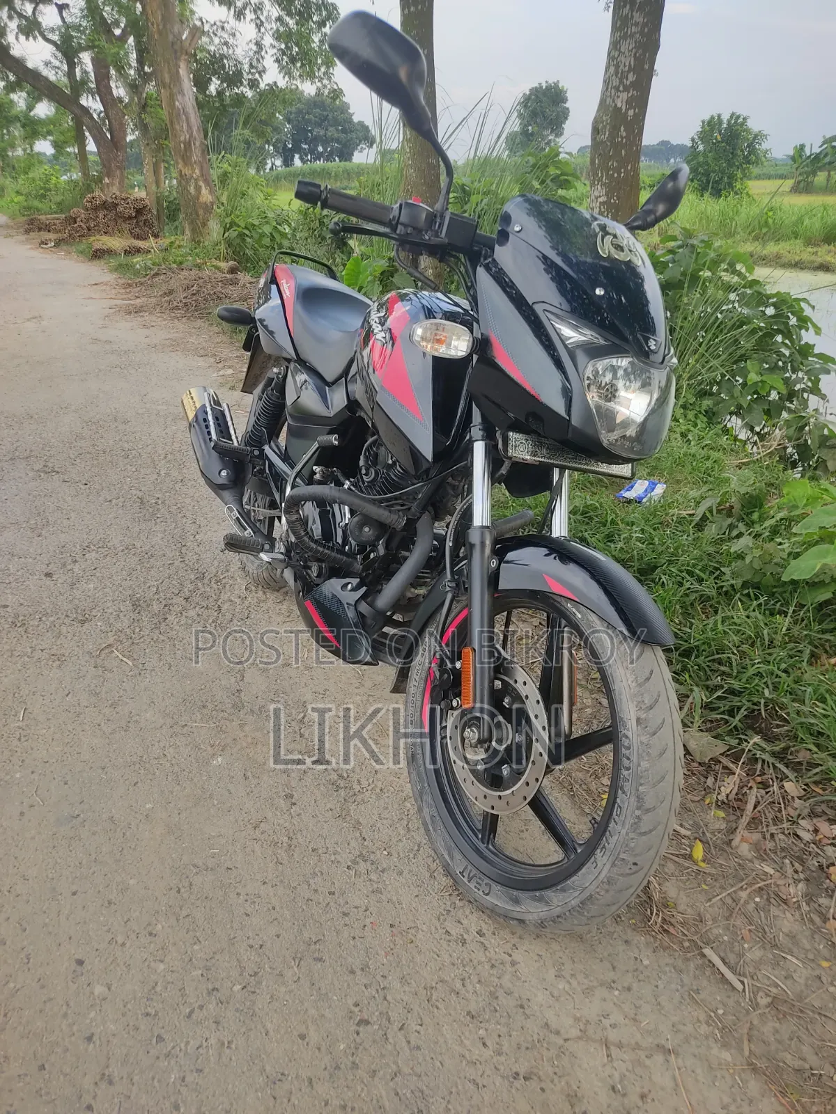 বাজাজ পালসার ১৫০ ২০২৩ কালো