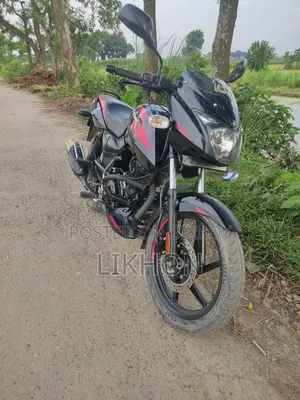 বাজাজ পালসার ১৫০ ২০২৩ কালো