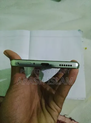 টেকনো ক্যামন ৪০ প্রো ৪জি ২৫৬ জিবি