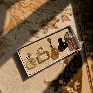 Dior 5-Piece Premium Perfume 😊