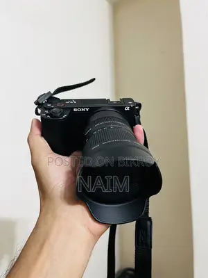 Sony Zve10 Mark II Camera and Sigma 18-50 2.8 Lens