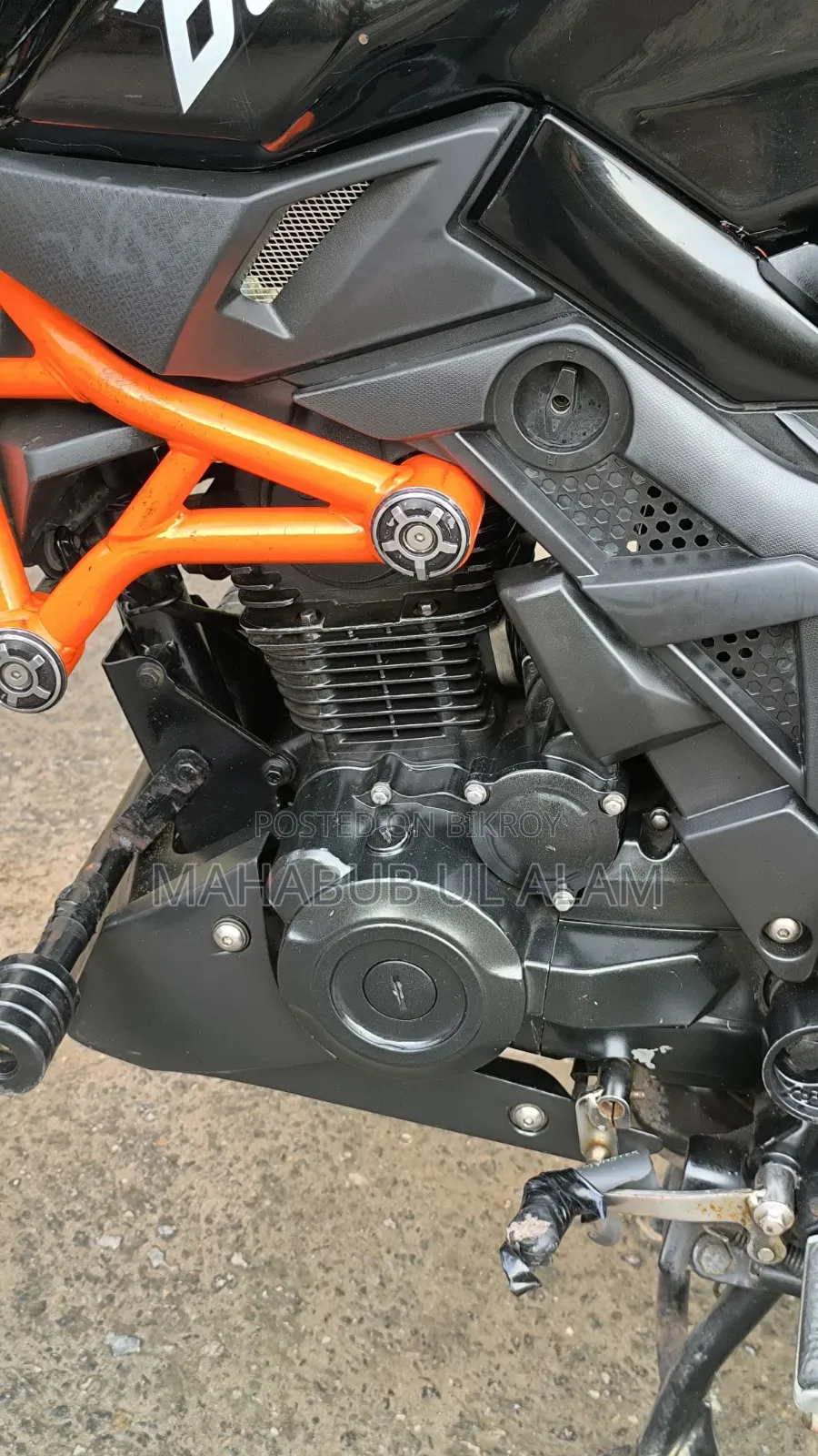 Runner Bolt 165R 2022 Black