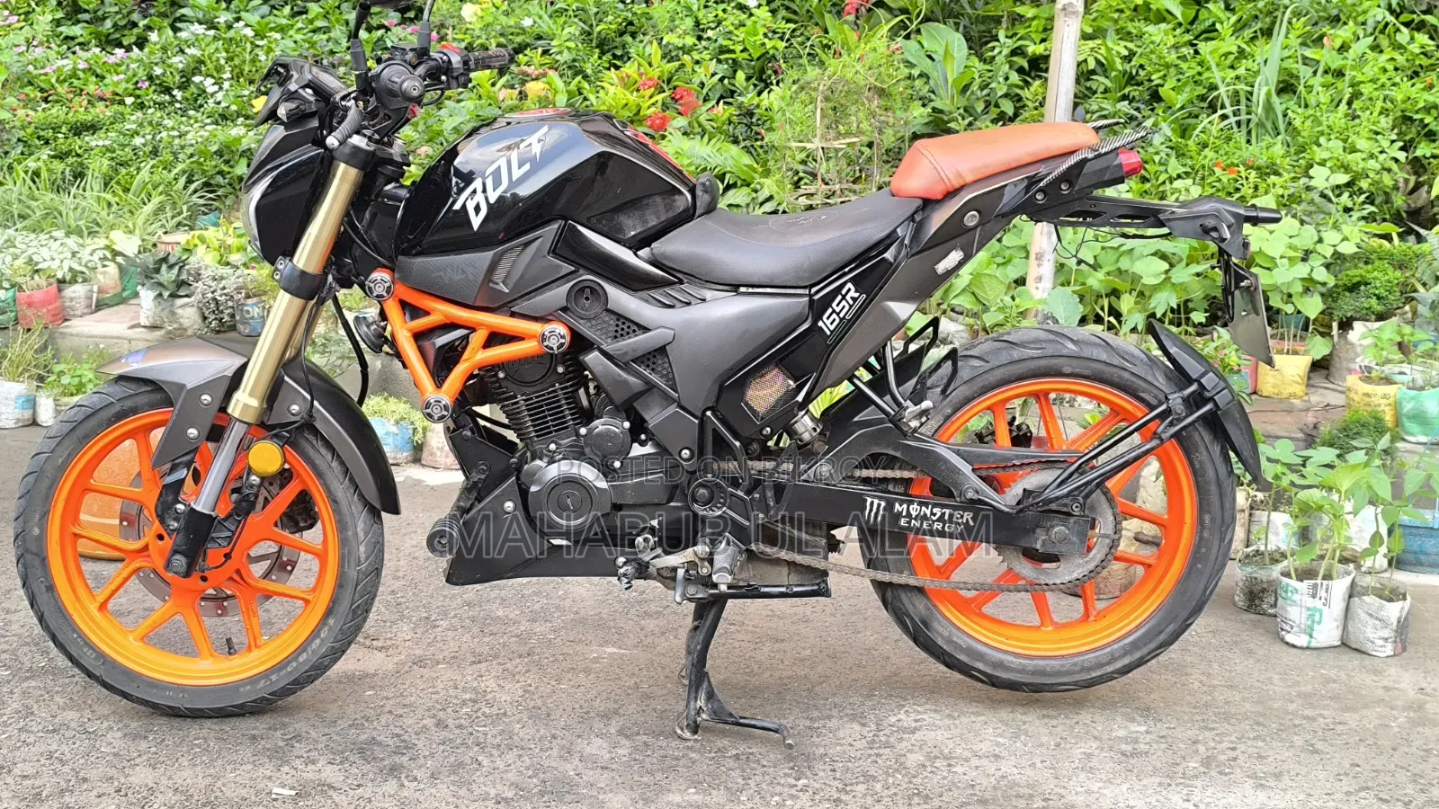 Runner Bolt 165R 2022 Black