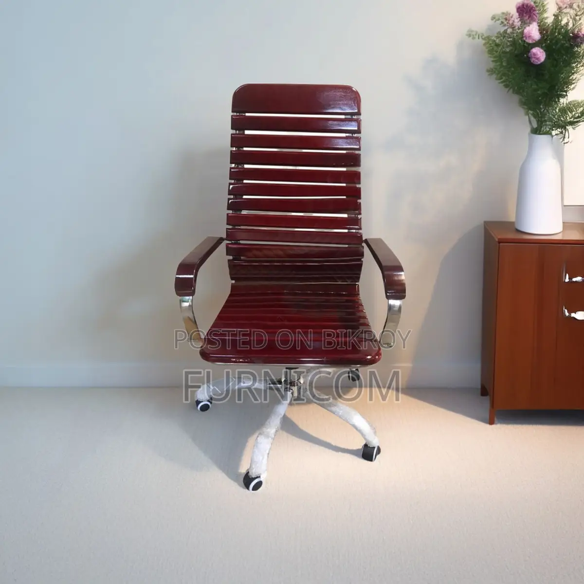 Curvature Linar Wooden Boss Chair Mahogany FCWC 3