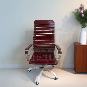 Curvature Linar Wooden Boss Chair Mahogany FCWC 3