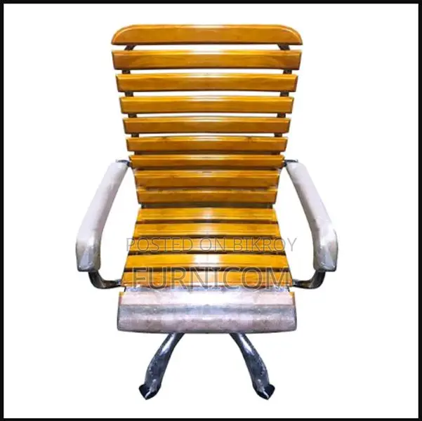 Curvy linear Wooden Executive Chair Mehgani (FCWC 4)
