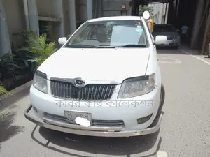 টয়োটা করোল্লা ২০০৬ সাদা