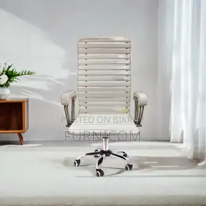 Curvylinear Wooden Boss Chair FCWC 8