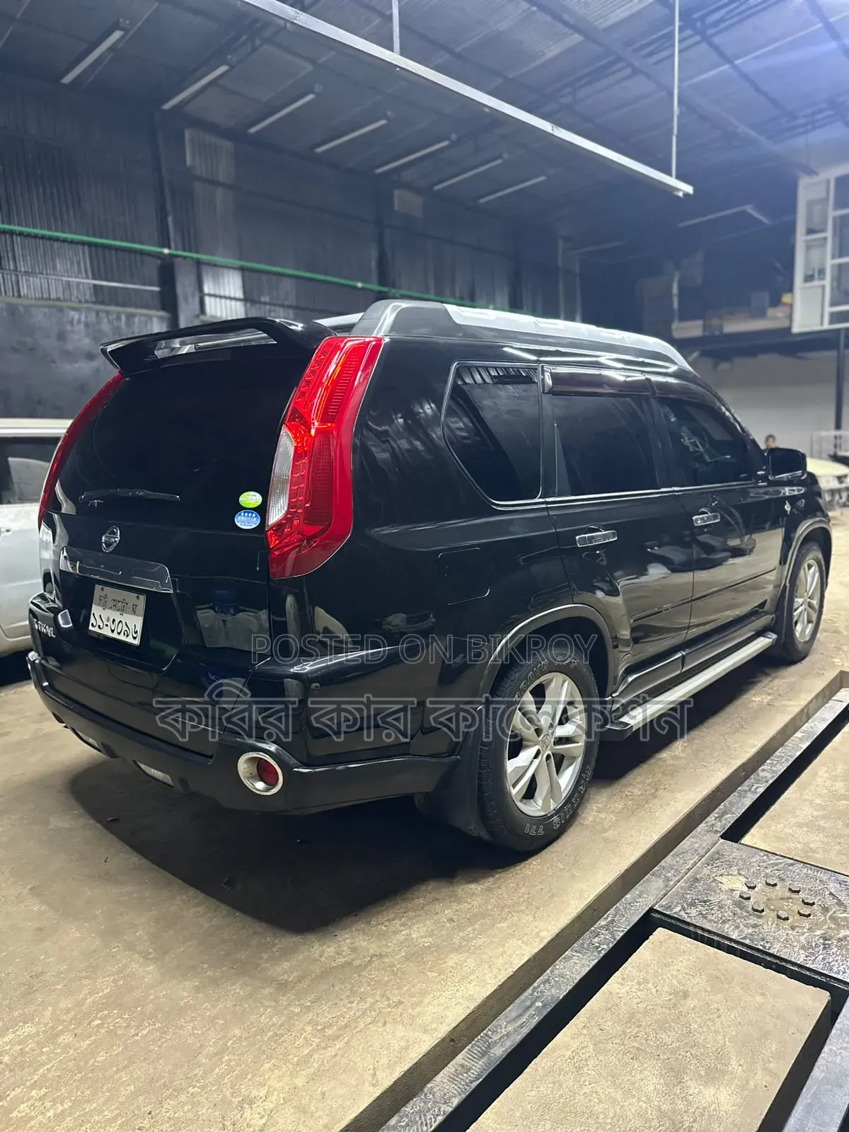 Nissan X-Trail 2012 Black