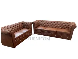 High-quality Chesterfield Sofa (3 + 2)