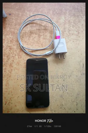 Apple iPhone 5 32 GB Black
