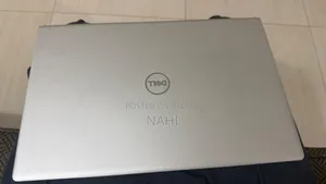 Laptop Dell Inspiron 15 3530 16GB Intel Core i7 SSD 512GB